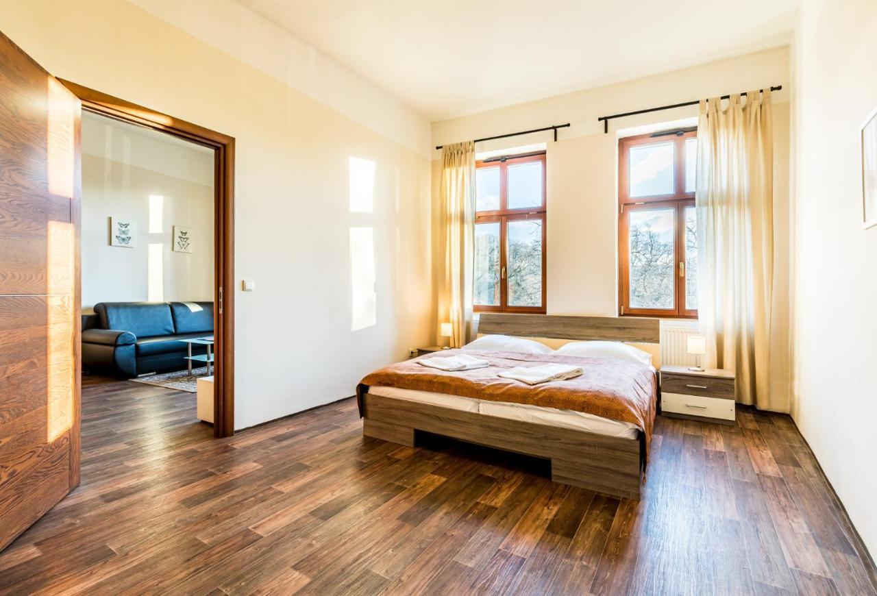 Teplice Apartments U Cisarskych Lazni Ngoại thất bức ảnh