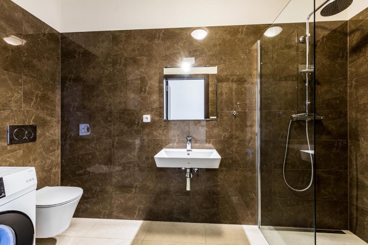 Teplice Apartments U Cisarskych Lazni Ngoại thất bức ảnh
