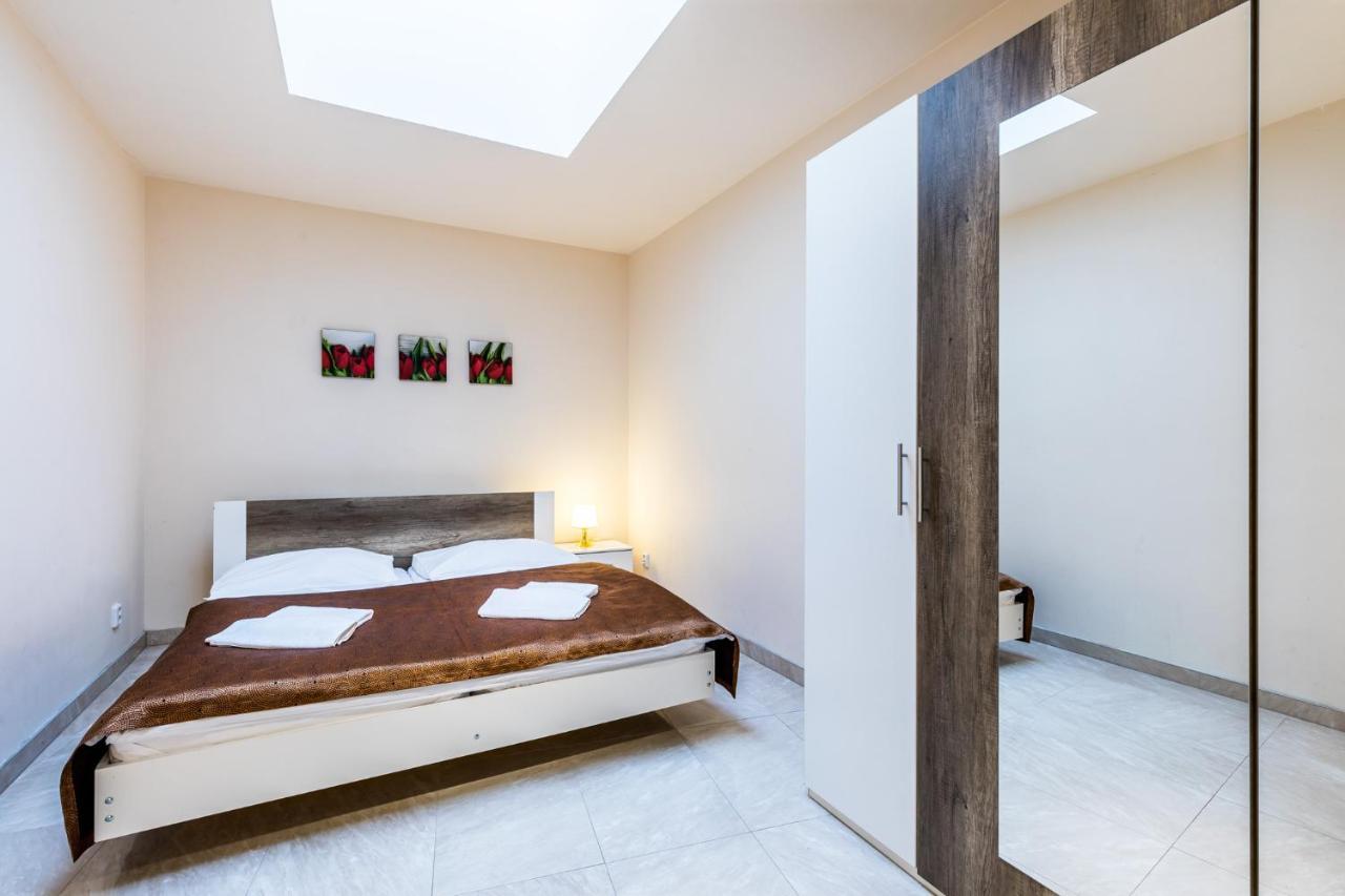 Teplice Apartments U Cisarskych Lazni Ngoại thất bức ảnh